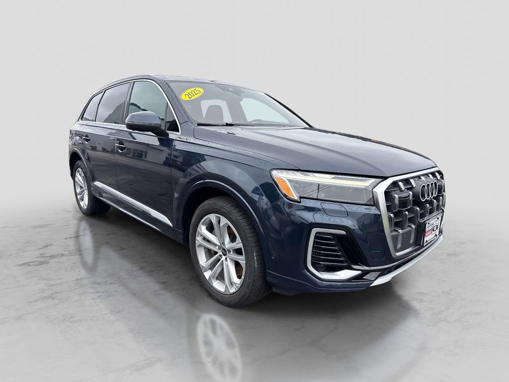 Used 2025 Audi Q7 3.0T Premium Plus AWD/4WD image 7