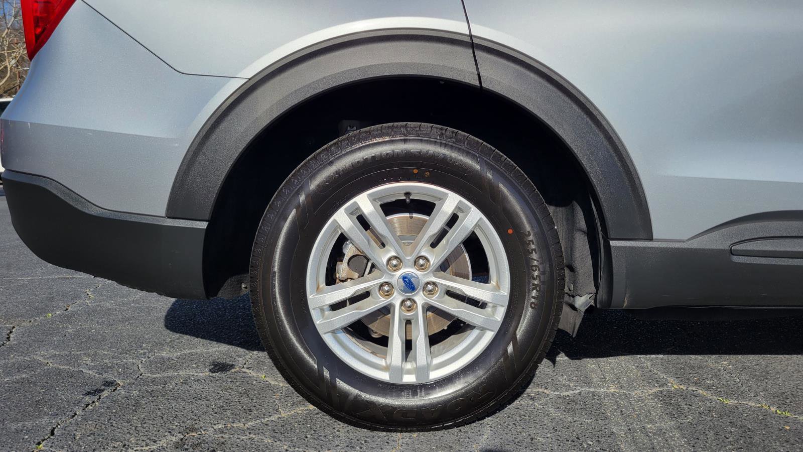 Used 2022 Ford Explorer Base image 13