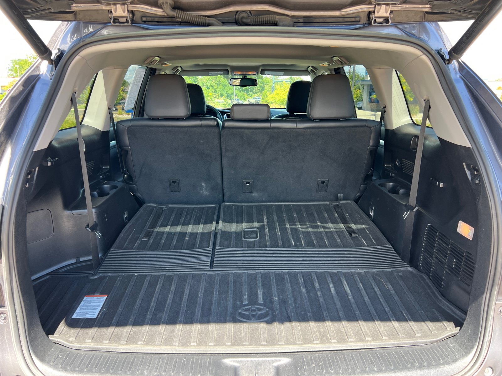 Used 2015 Toyota Highlander XLE AWD/4WD image 33