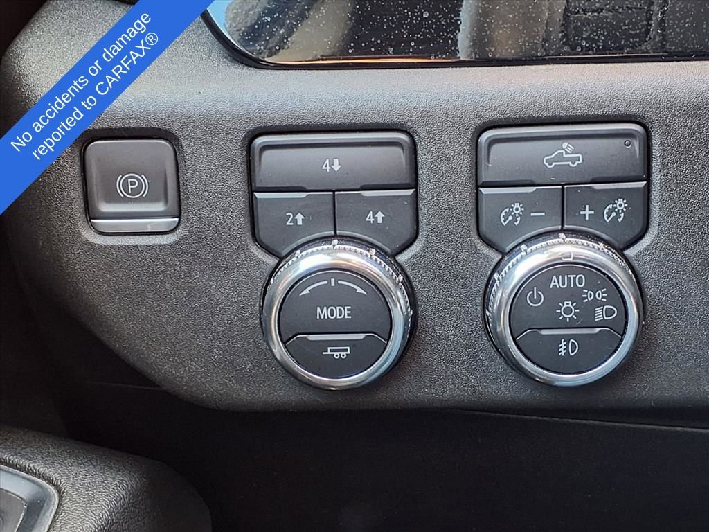 Used 2024 GMC Sierra 3500 SLE w/ SLE Value Package image 29