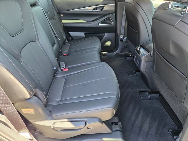 Certified 2026 INFINITI QX60 Luxe w/ Cargo Package AWD/4WD image 20