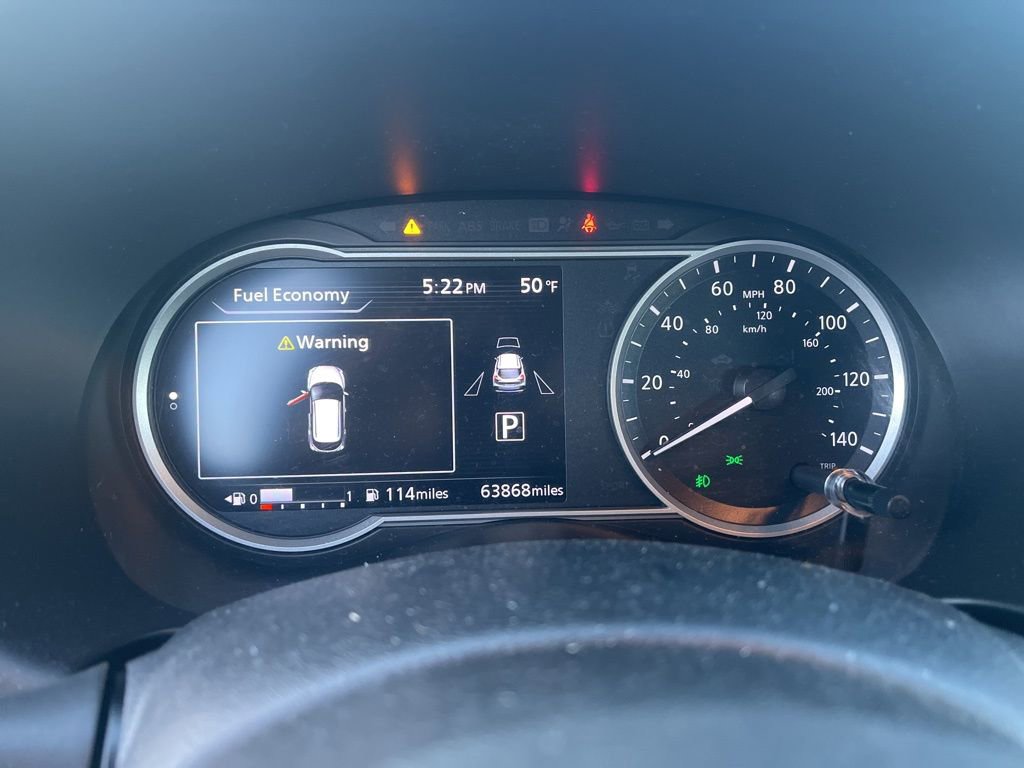 Used 2019 Nissan Kicks SR w/ SR Premium Package image 8