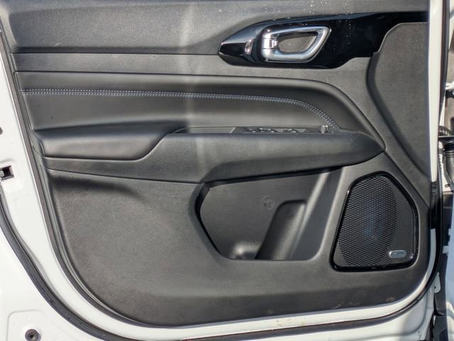 Certified 2026 Jeep Compass Latitude w/ Sun and Sound Group image 12