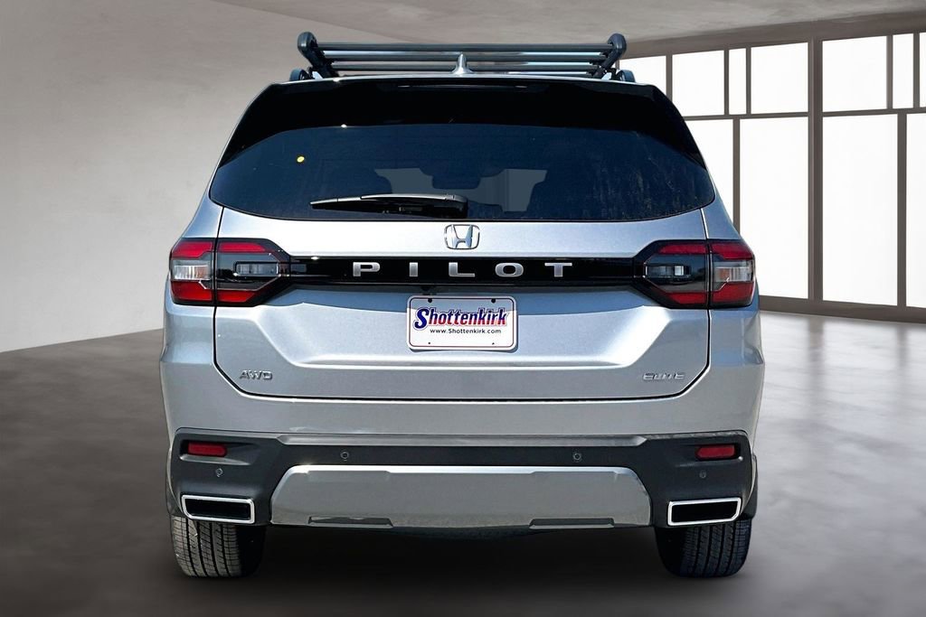 New 2026 Honda Pilot Elite image 4