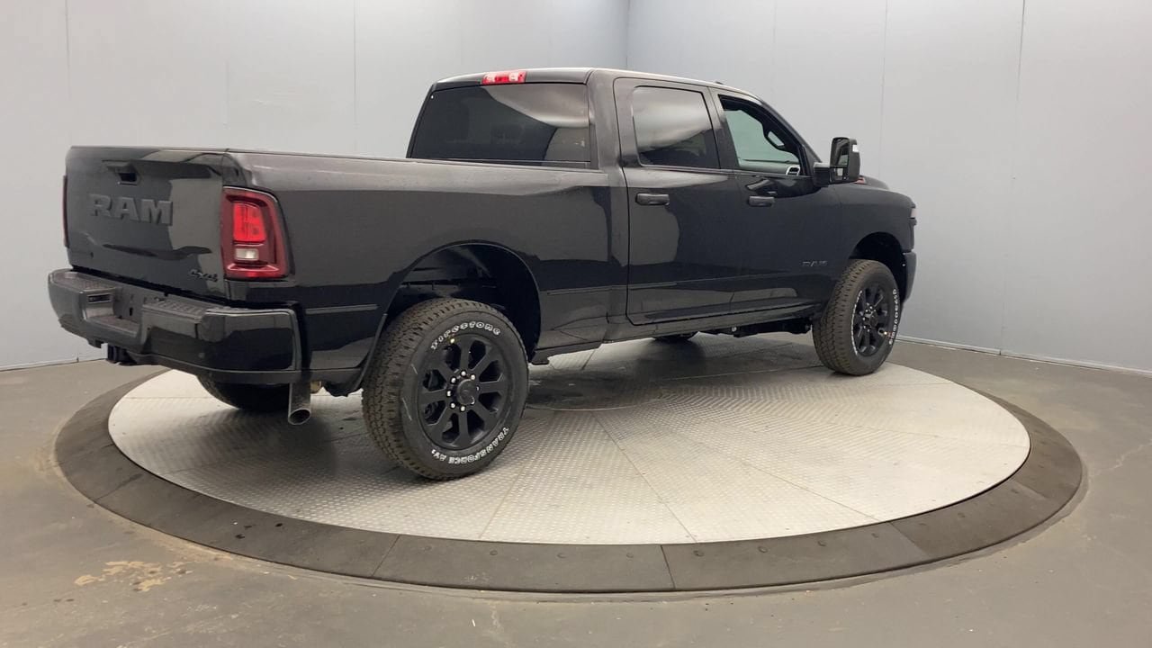 New 2026 RAM 2500 Big Horn AWD/4WD image 5
