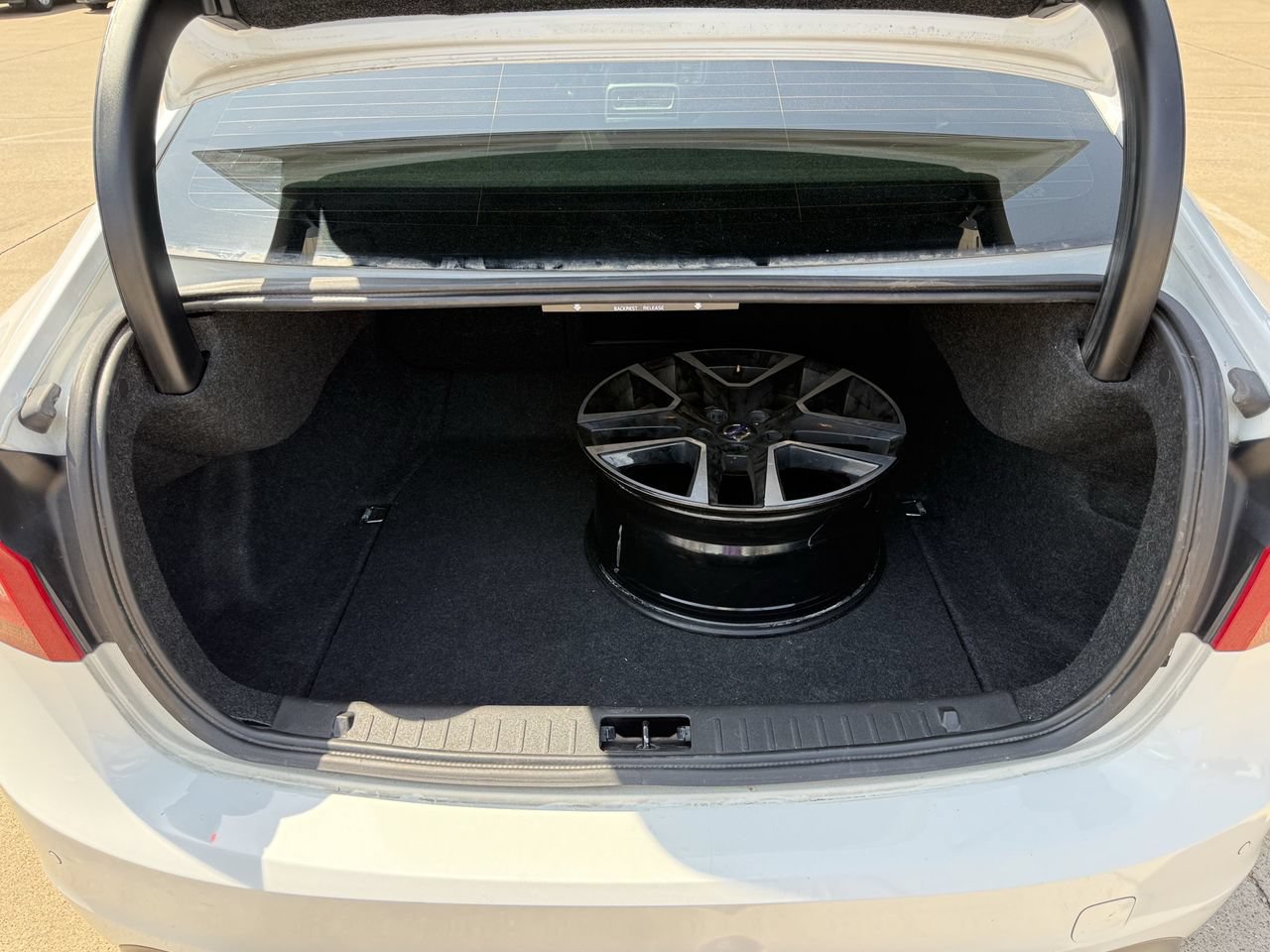 Used 2018 Volvo S60 T5 Dynamic w/ Vision Package FWD image 27