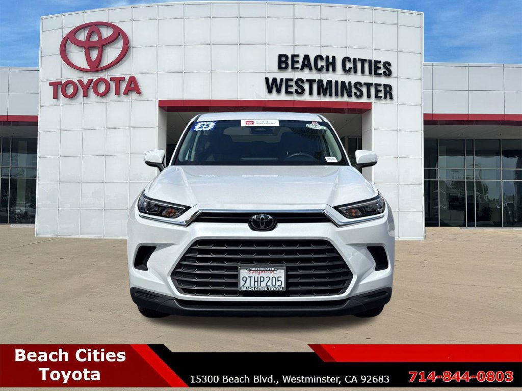 Certified 2025 Toyota Grand Highlander FWD image 4