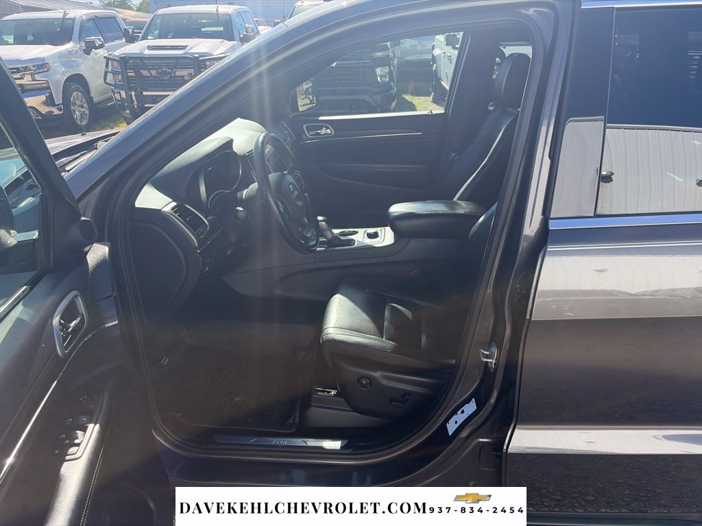 Used 2020 Jeep Grand Cherokee Limited AWD/4WD image 15