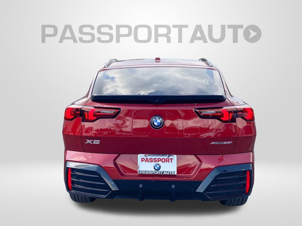 New 2026 BMW X2 xDrive28i w/ Technology Package AWD/4WD image 5