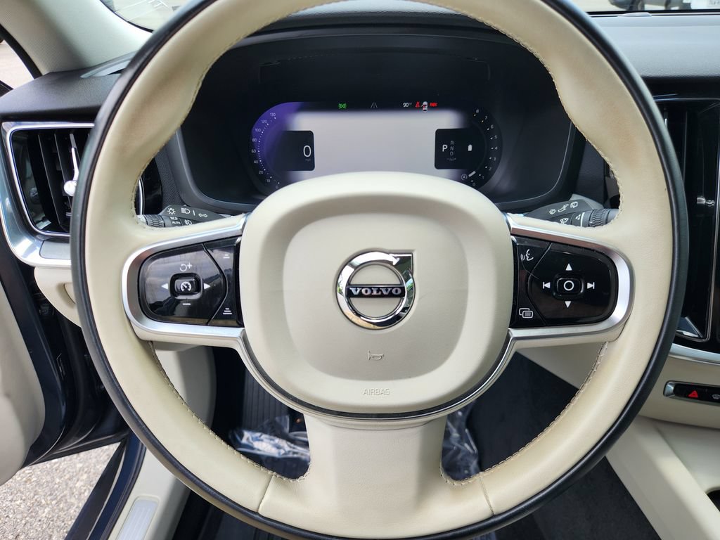 Certified 2024 Volvo V60 B5 Cross Country Plus w/ Protection Package Premier AWD/4WD image 21