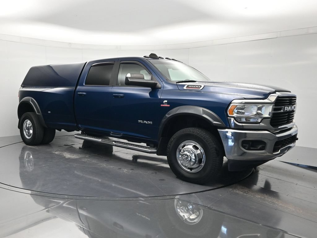 Used 2020 RAM 3500 Big Horn w/ Level 1 Equipment Group AWD/4WD image 3
