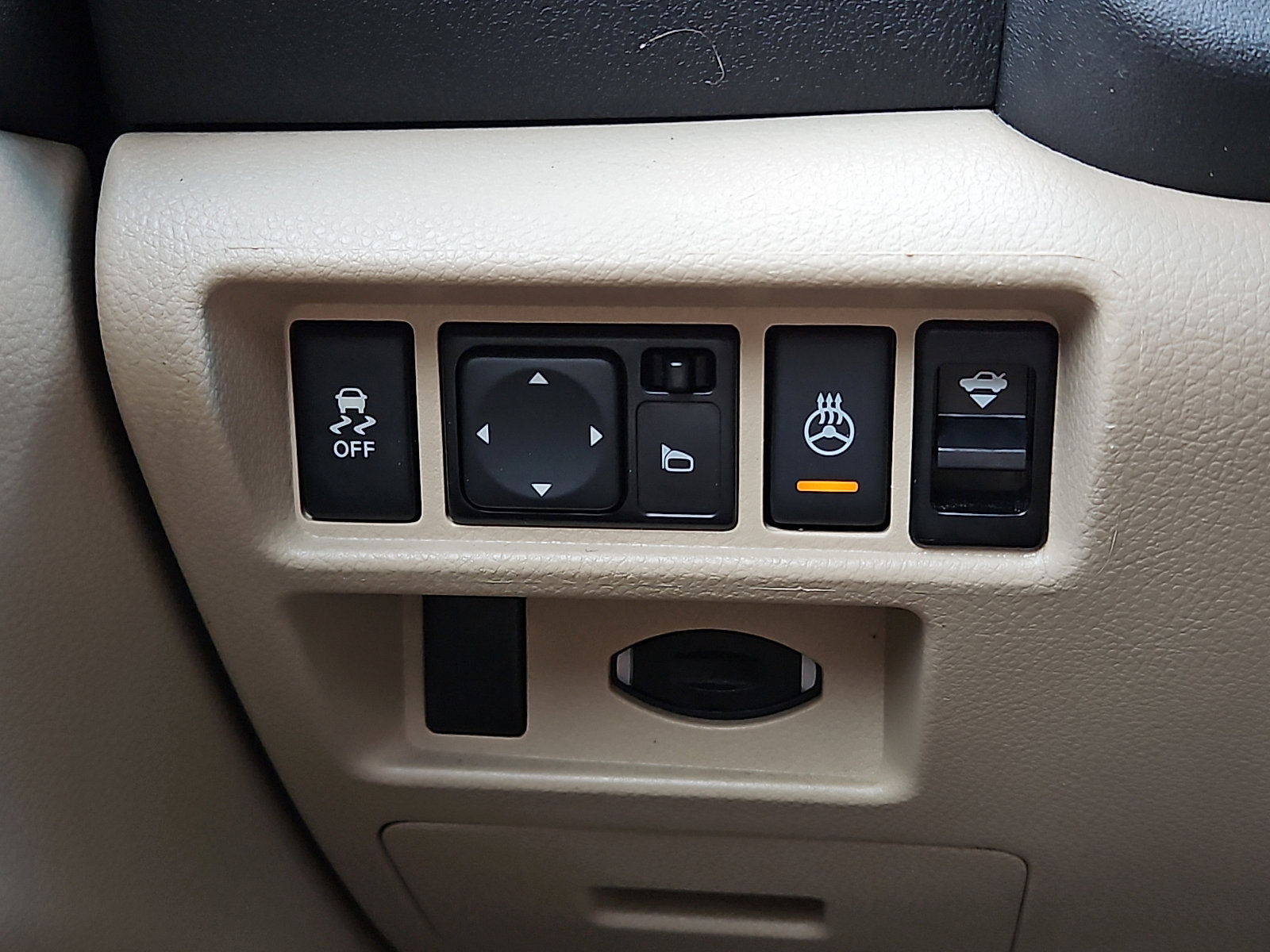 Used 2014 Nissan Maxima 3.5 SV w/ SV Value Package FWD image 25