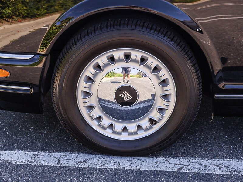Used 2000 Rolls-Royce Corniche RWD image 12