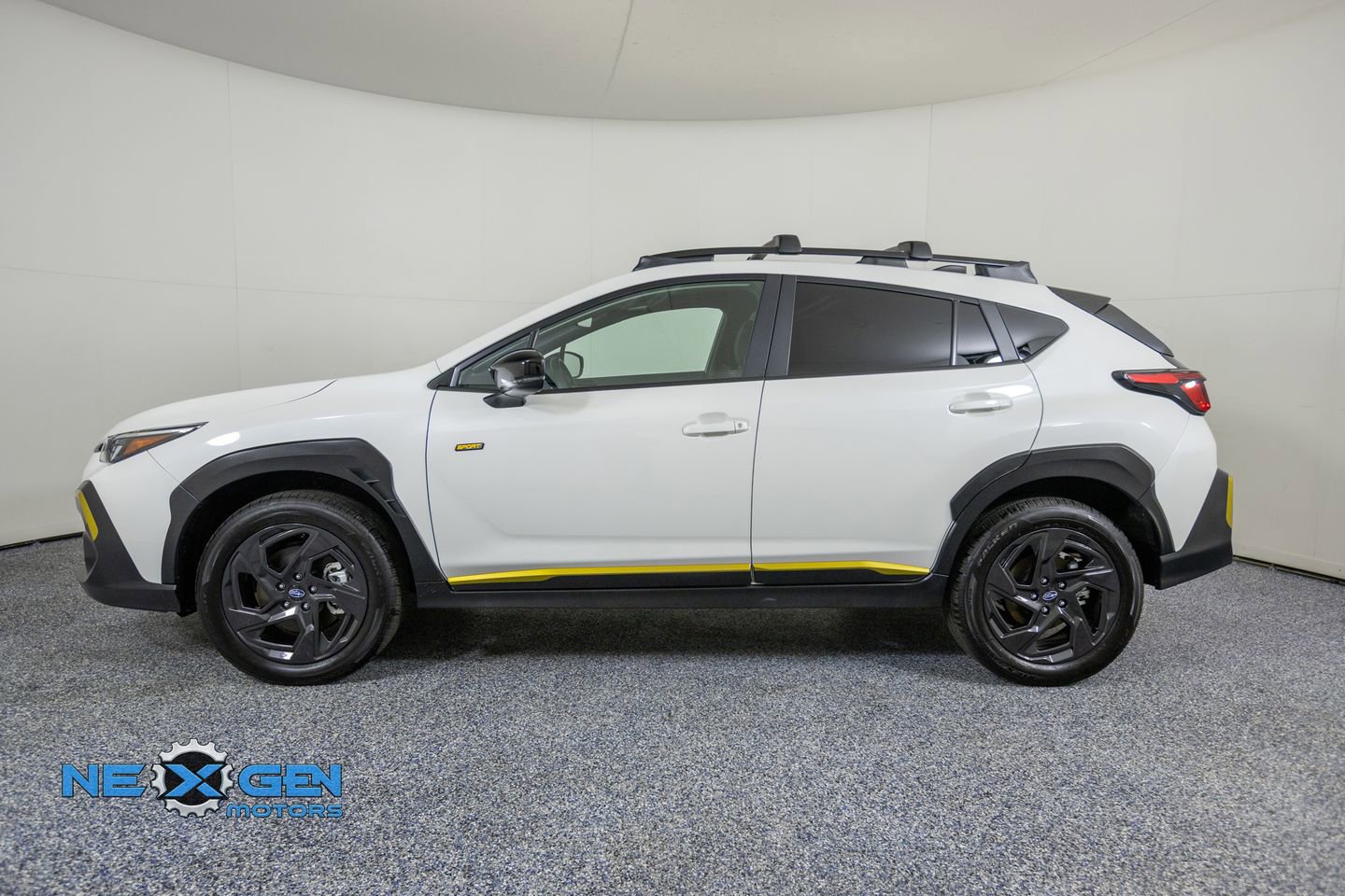 Used 2025 Subaru Crosstrek 2.5i Sport AWD/4WD image 4