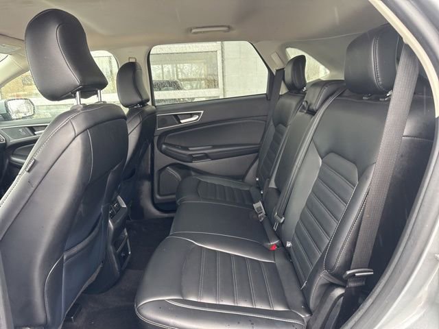 Used 2024 Ford Edge SEL image 18
