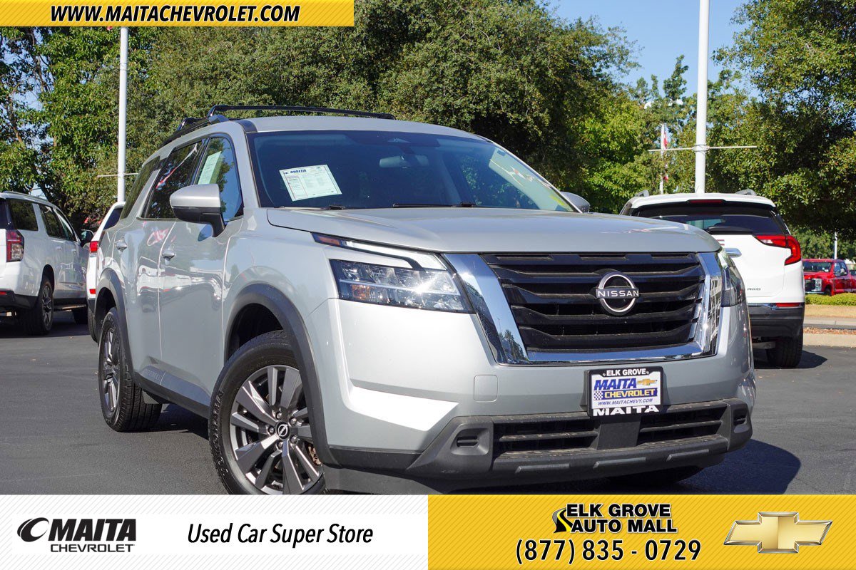 Used 2022 Nissan Pathfinder SV