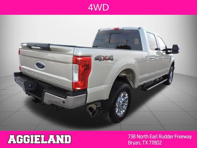 Used 2017 Ford F250 Lariat w/ Chrome Package AWD/4WD image 4