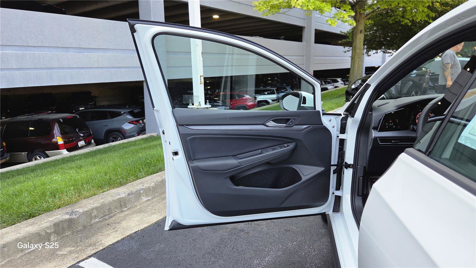 New 2026 Volkswagen GTI SE FWD image 12
