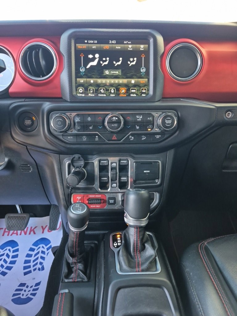 Used 2018 Jeep Wrangler Unlimited Rubicon image 34