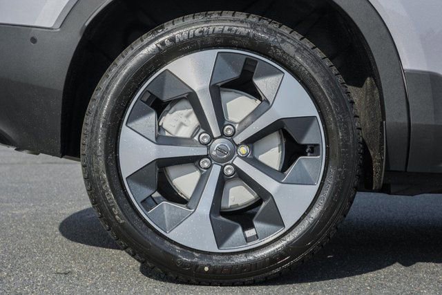 Used 2026 Volvo XC40 B5 Plus w/ Protection Package Premier image 18