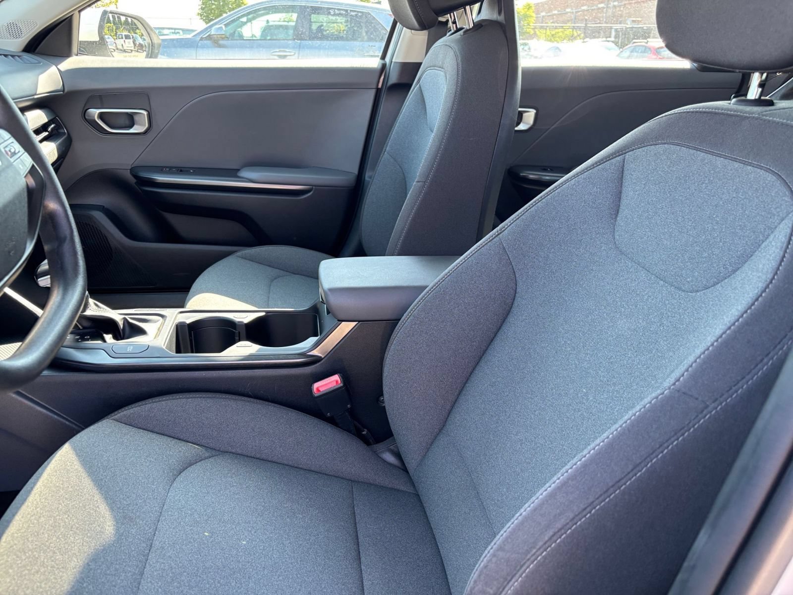 Used 2025 Kia K4 FWD image 24