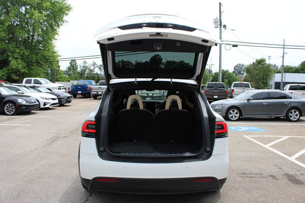 Used 2016 Tesla Model X 90D AWD/4WD image 9
