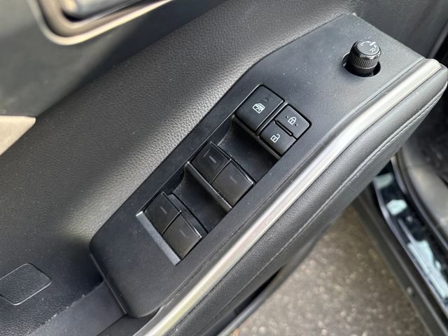 Used 2022 Toyota Highlander XSE AWD/4WD image 26