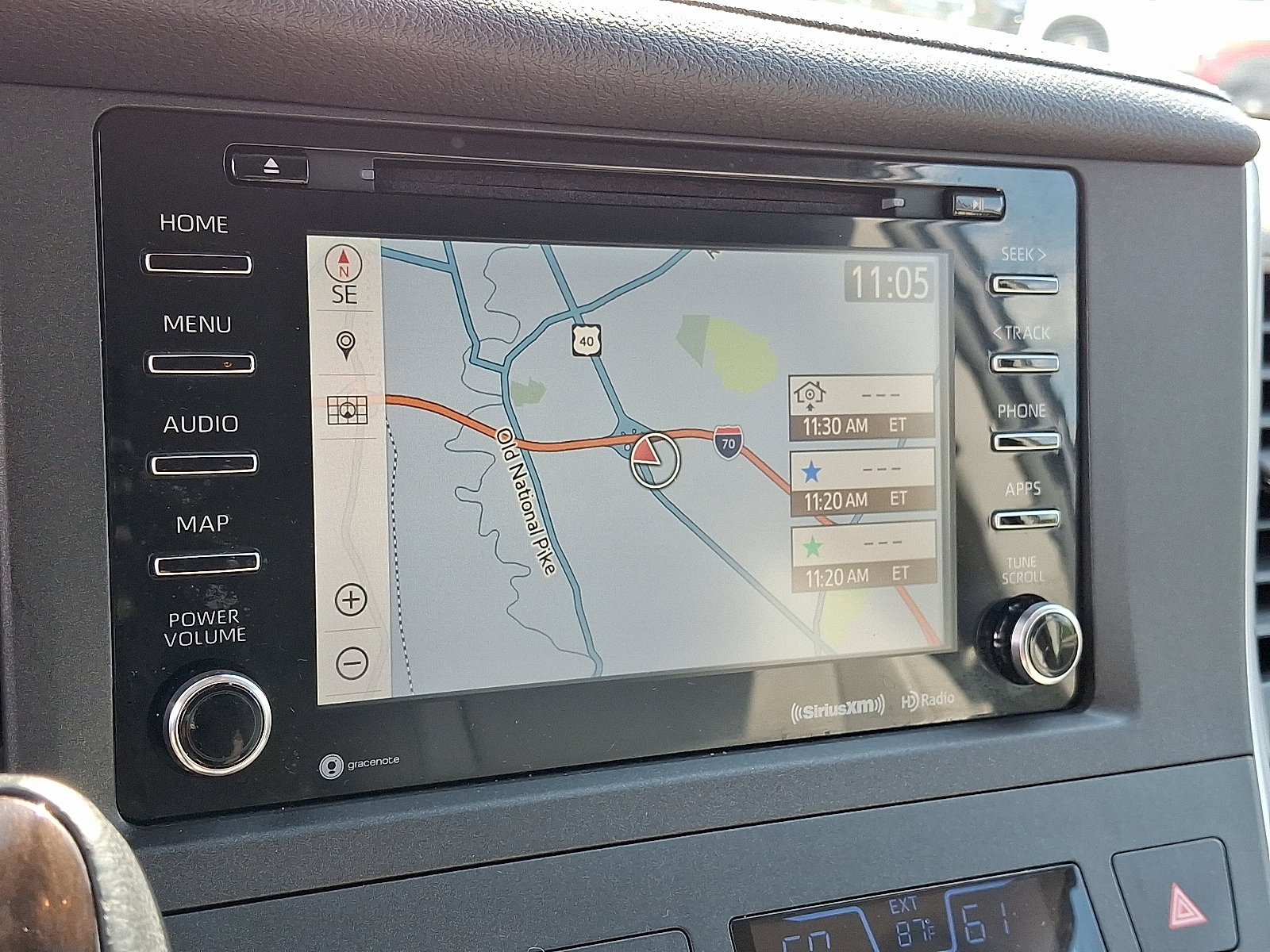 Used 2018 Toyota Sienna XLE w/ XLE Navigation Package FWD image 18