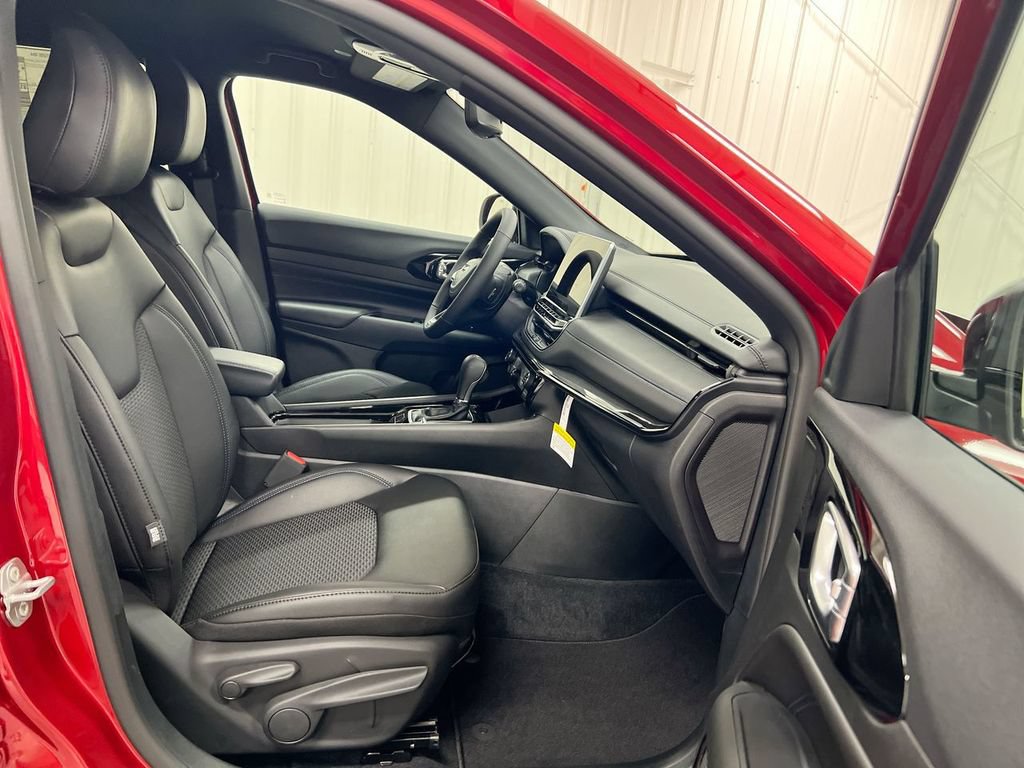 New 2026 Jeep Compass Latitude AWD/4WD image 20
