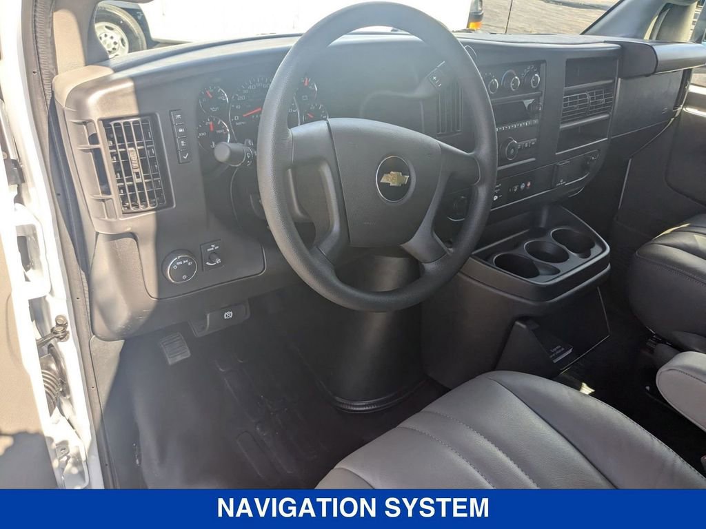 New 2025 Chevrolet Express 3500 Extended RWD image 17