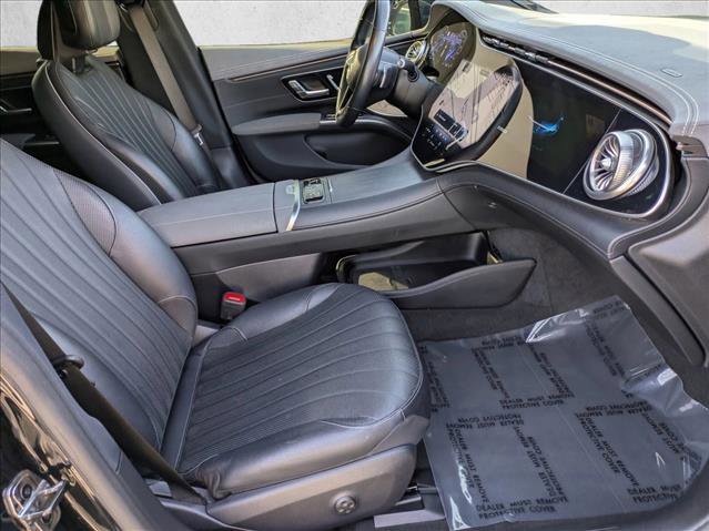 Used 2022 Mercedes-Benz EQS 580 4MATIC Sedan image 21