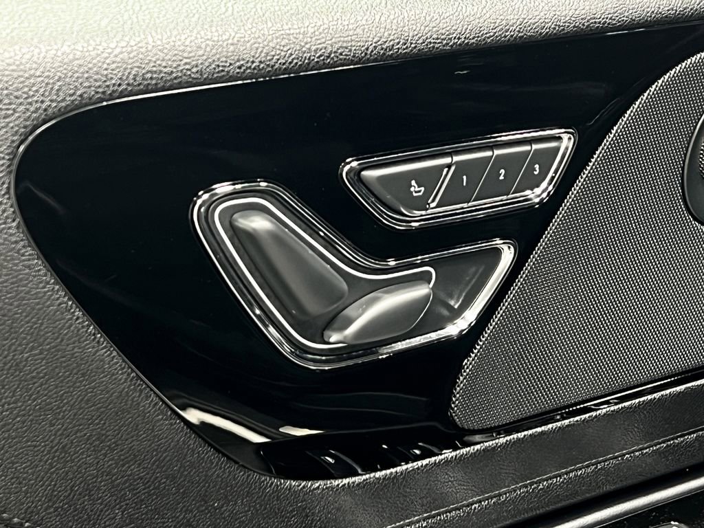 Used 2022 Lincoln Aviator Reserve w/ Equipment Group 201A AWD/4WD image 18