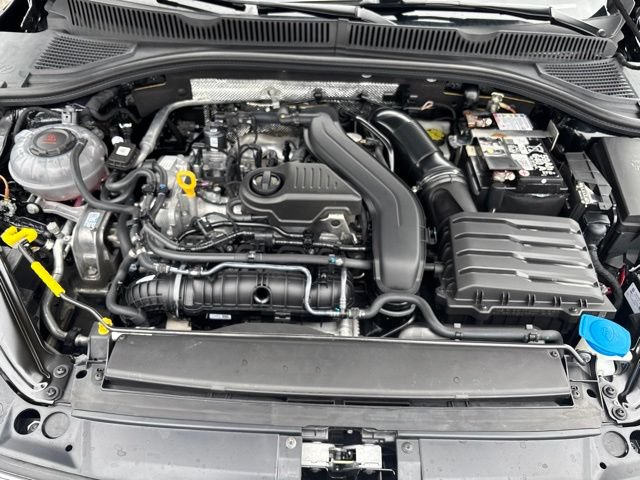 Used 2024 Volkswagen Jetta SE FWD image 42