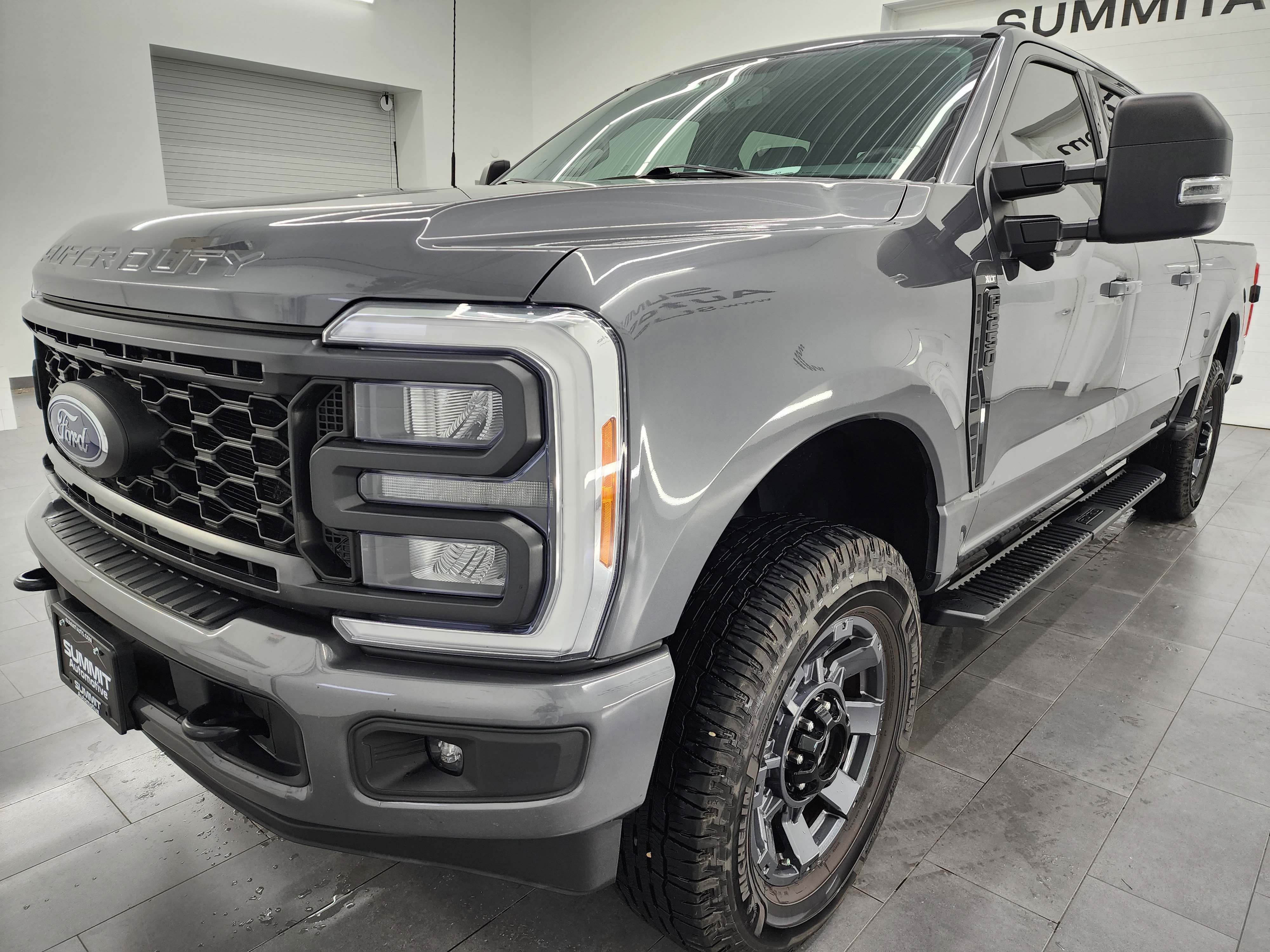Used 2023 Ford F250 XLT w/ XLT Premium Package image 7
