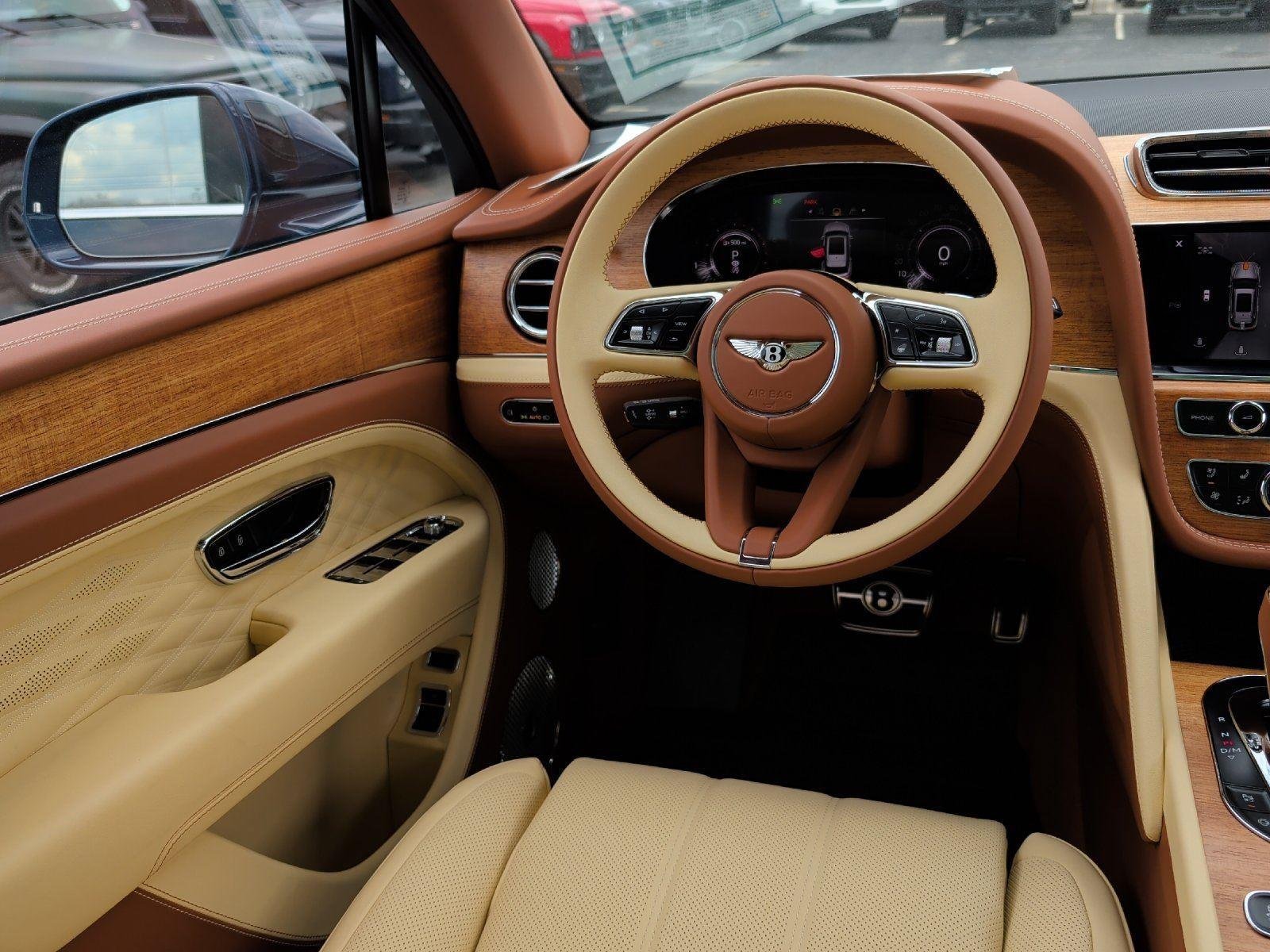 New 2026 Bentley Bentayga Extended Wheelbase AWD/4WD image 7