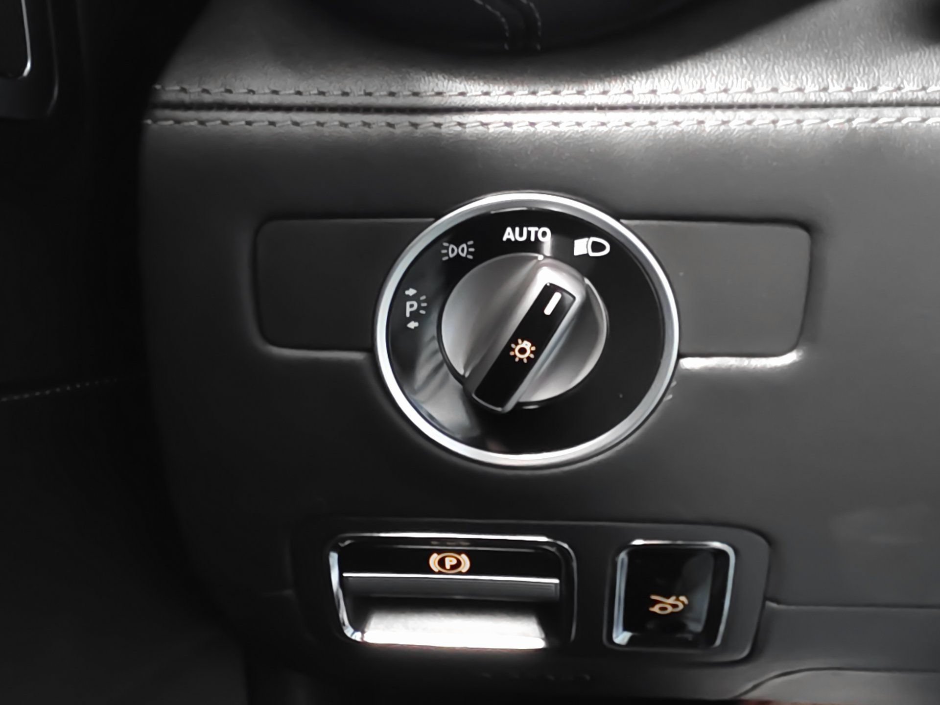 Used 2018 Mercedes-Benz AMG GT C image 30