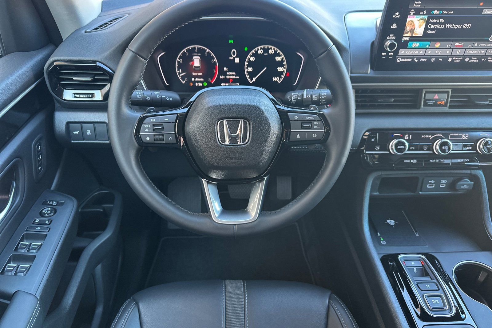 Used 2025 Honda Pilot Touring image 16