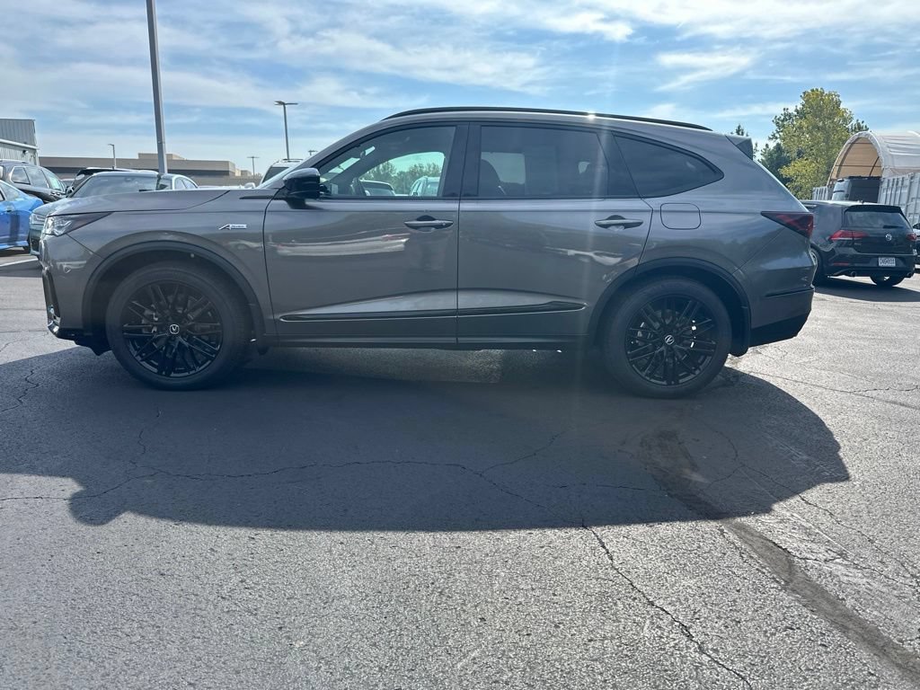 Used 2026 Acura MDX A-Spec w/ Advance Package AWD/4WD image 3