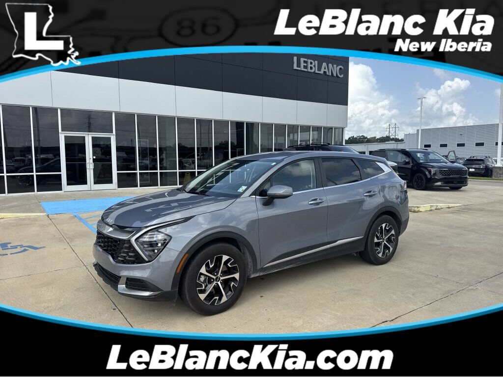 Certified 2025 Kia Sportage EX FWD image 1