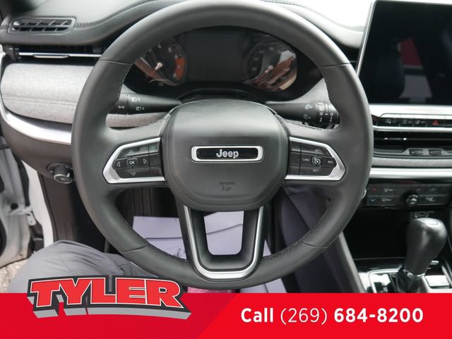 Certified 2023 Jeep Compass Latitude AWD/4WD image 29