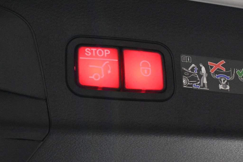 Used 2026 Mercedes-Benz GLS 450 4MATIC image 41