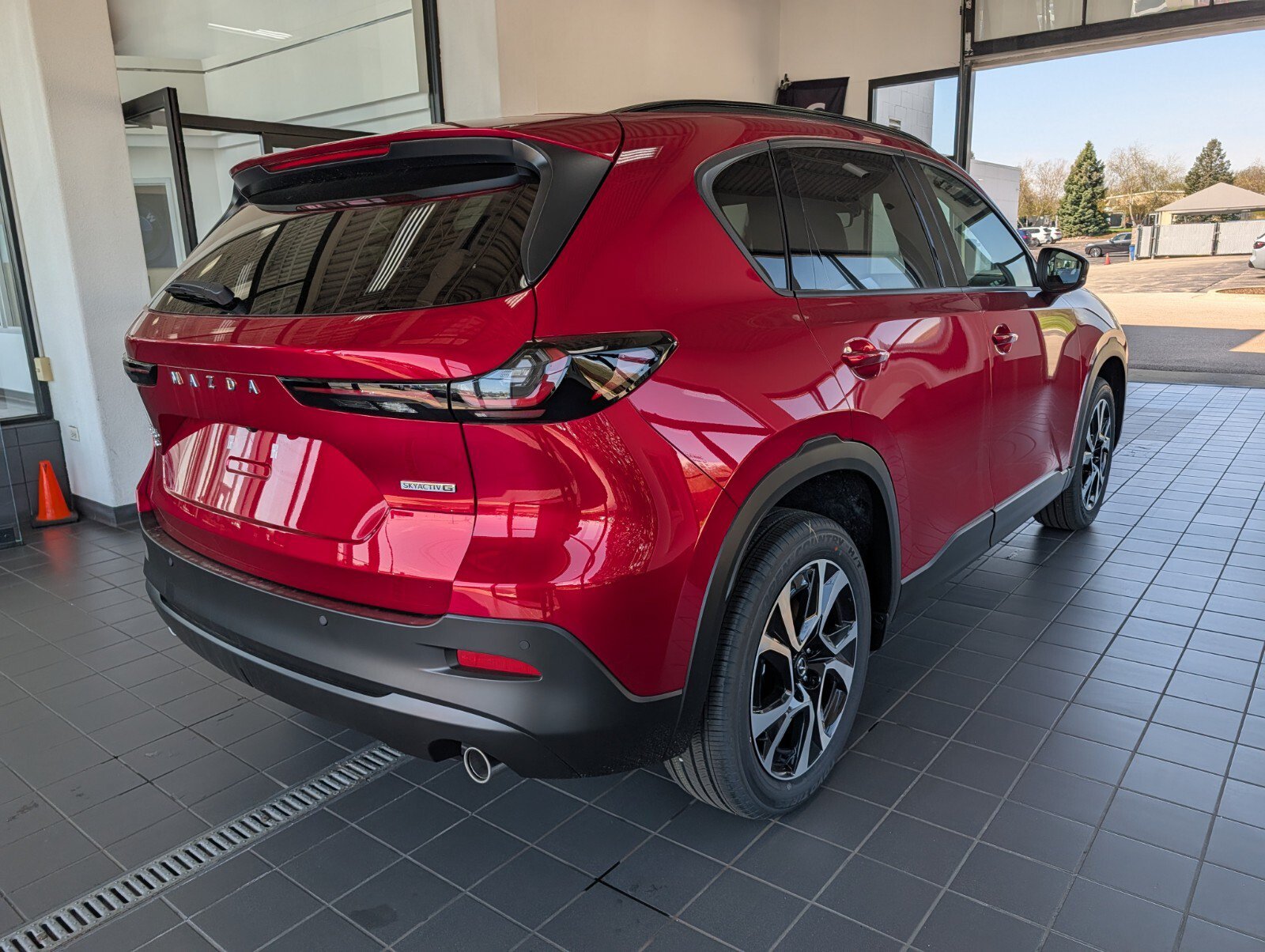 New 2026 MAZDA CX-5 Preferred AWD/4WD image 2