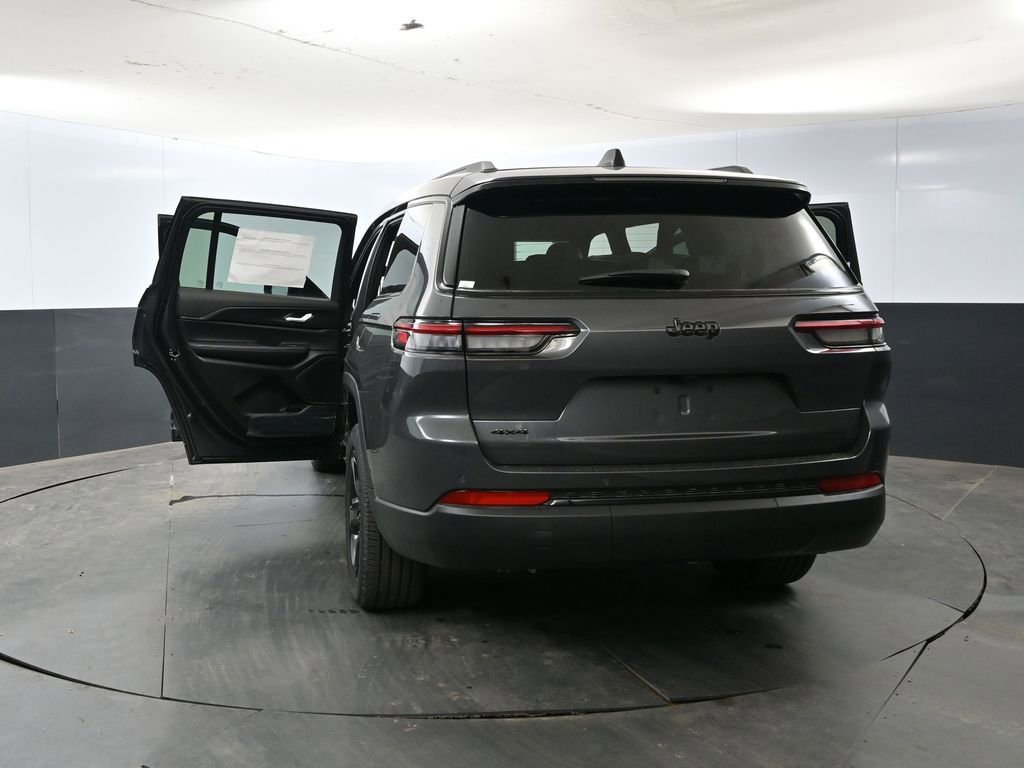 New 2025 Jeep Grand Cherokee L Altitude image 52