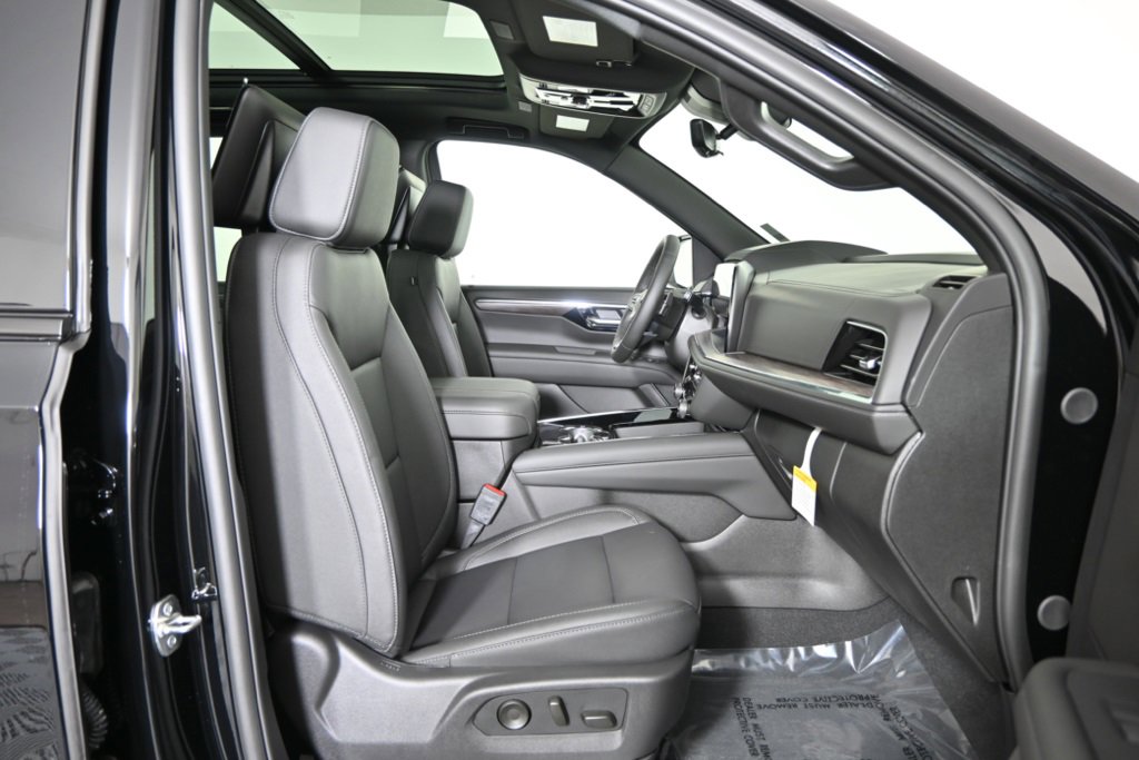 New 2026 Chevrolet Suburban Z71 w/ Z71 Off-Road Package image 14