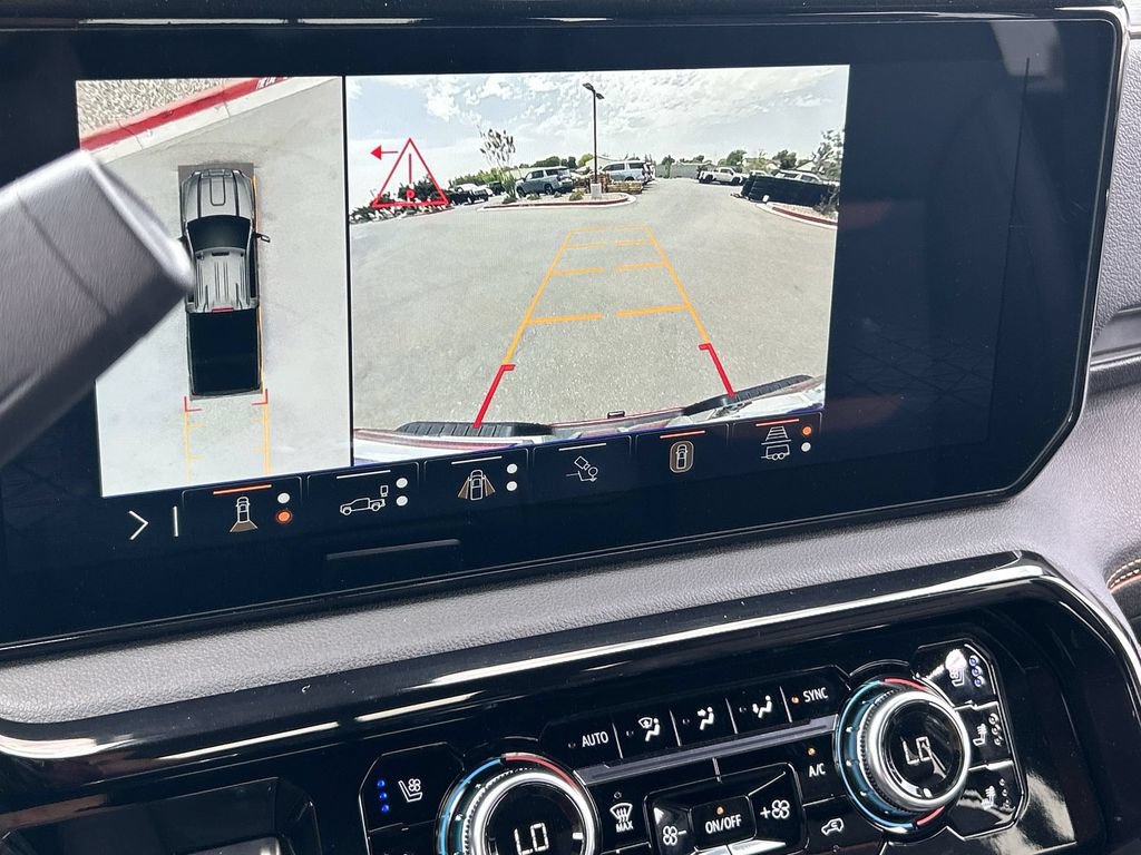 Used 2025 GMC Sierra 2500 AT4 w/ Max Trailering Package AWD/4WD image 15