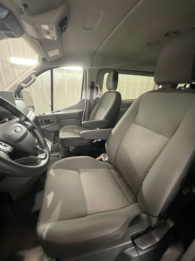 Used 2023 Ford Transit 350 XLT image 10