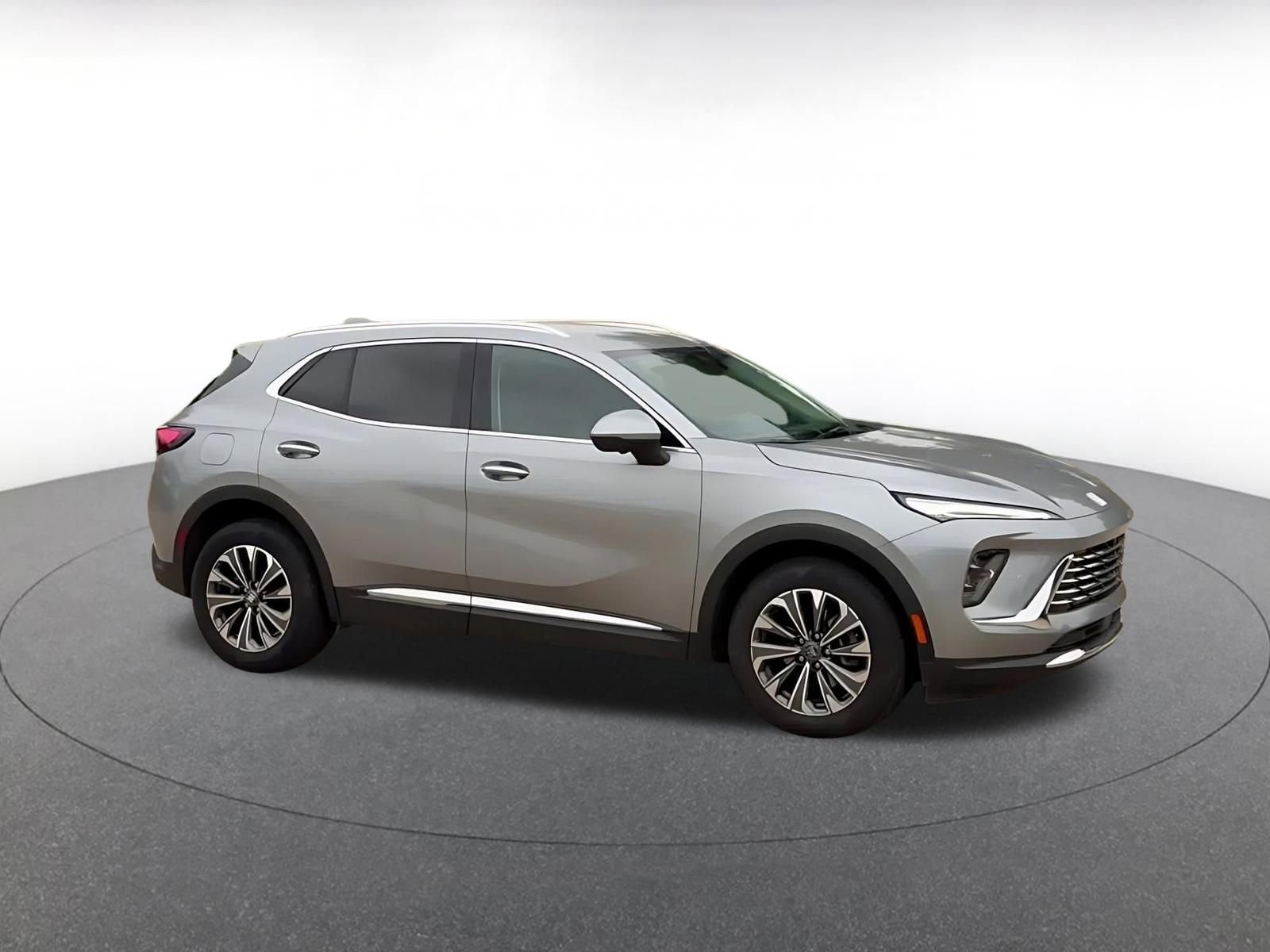 Used 2024 Buick Envision Preferred AWD/4WD image 2