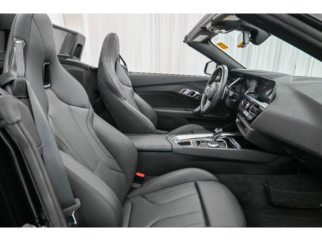 Used 2020 BMW Z4 sDrive30i w/ Premium Package image 15