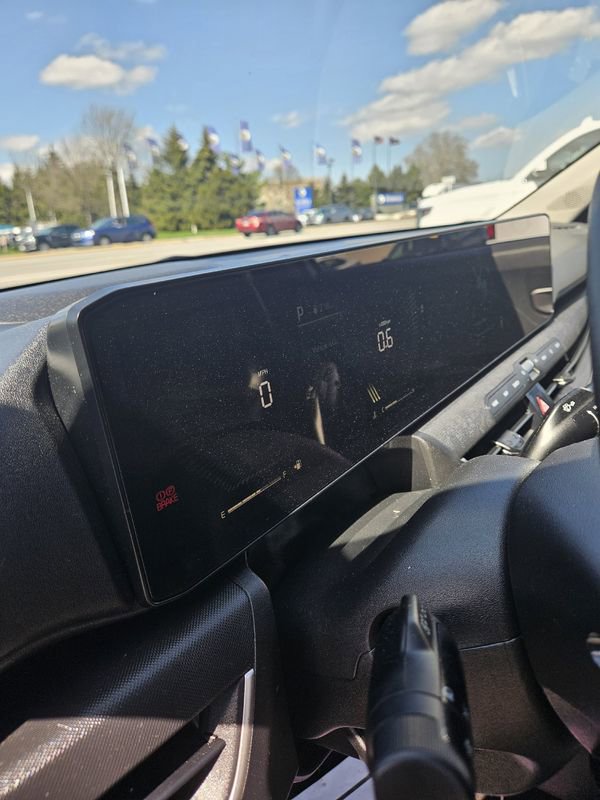 Used 2025 Kia K4 LXS image 27