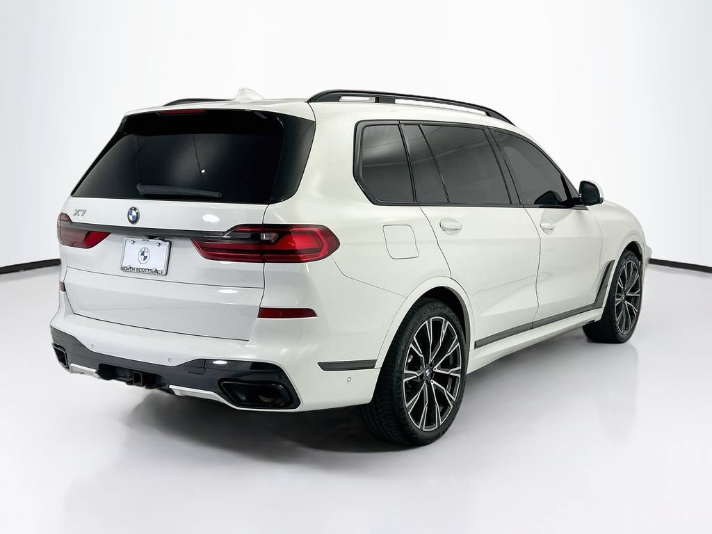 Used 2021 BMW X7 xDrive40i w/ M Sport Package AWD/4WD image 5